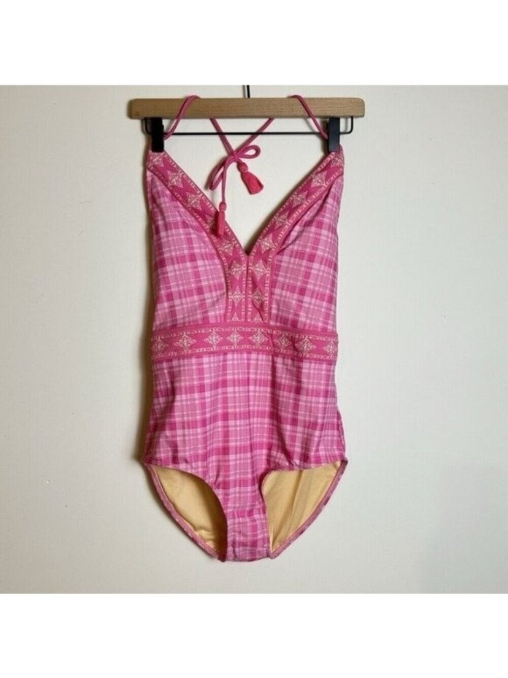 Cabana Life x Talbots Swimsuit Medium Embroidered One Piece Halter Pink Plaid